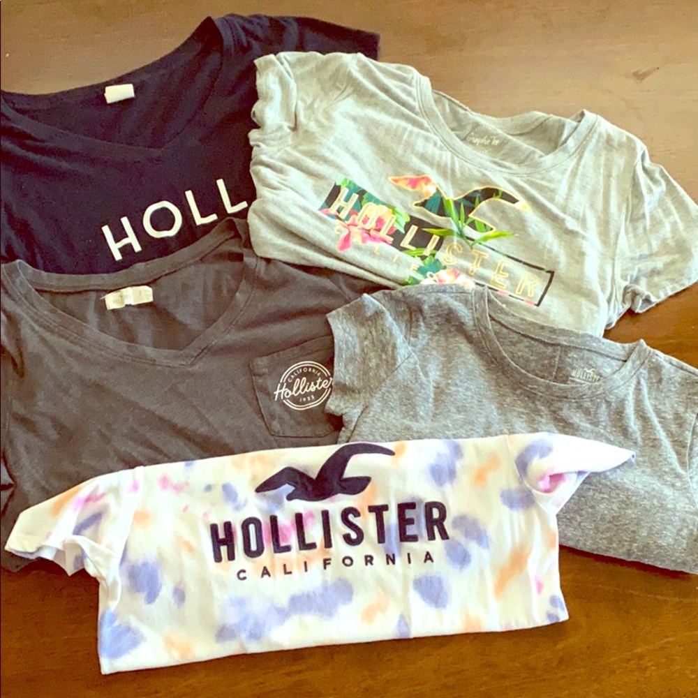 Hollister bundle of T shirts - small